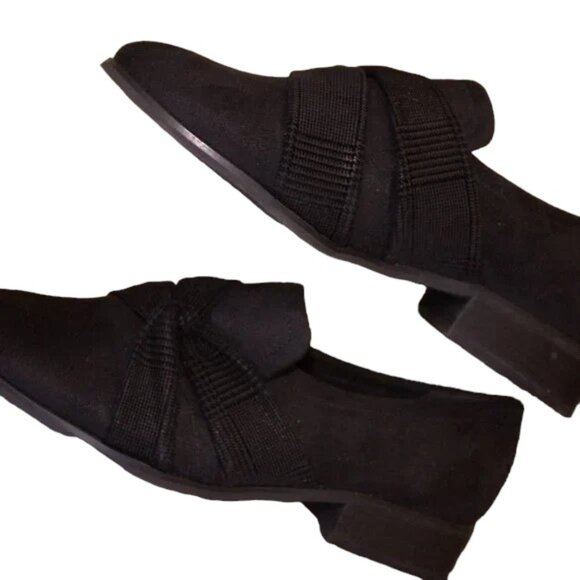 Bella Vita Billie II Twist Front Loafers, Black/Plaid Twist Women Size 7 M - Picture 1 of 11